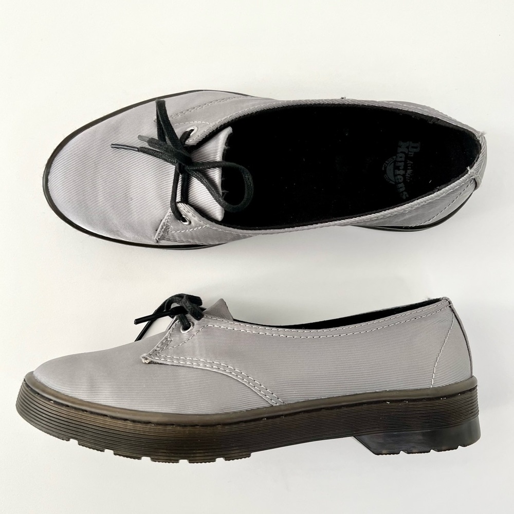 DR MARTENS| Morada Gray Slip On Oxford Size 6